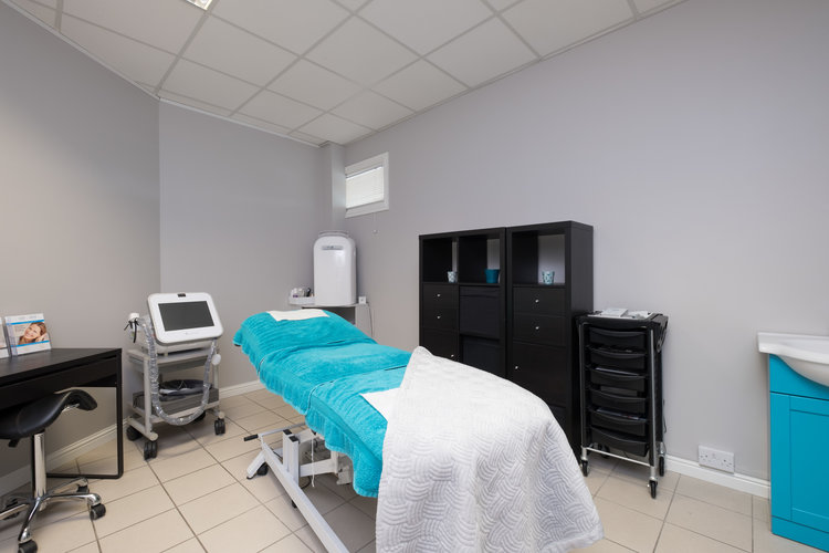 Fabeez Skin Care & Laser Inc. | 1424 Crozier Crescent, Milton, ON L9T 6N1, Canada | Phone: (647) 530-7750