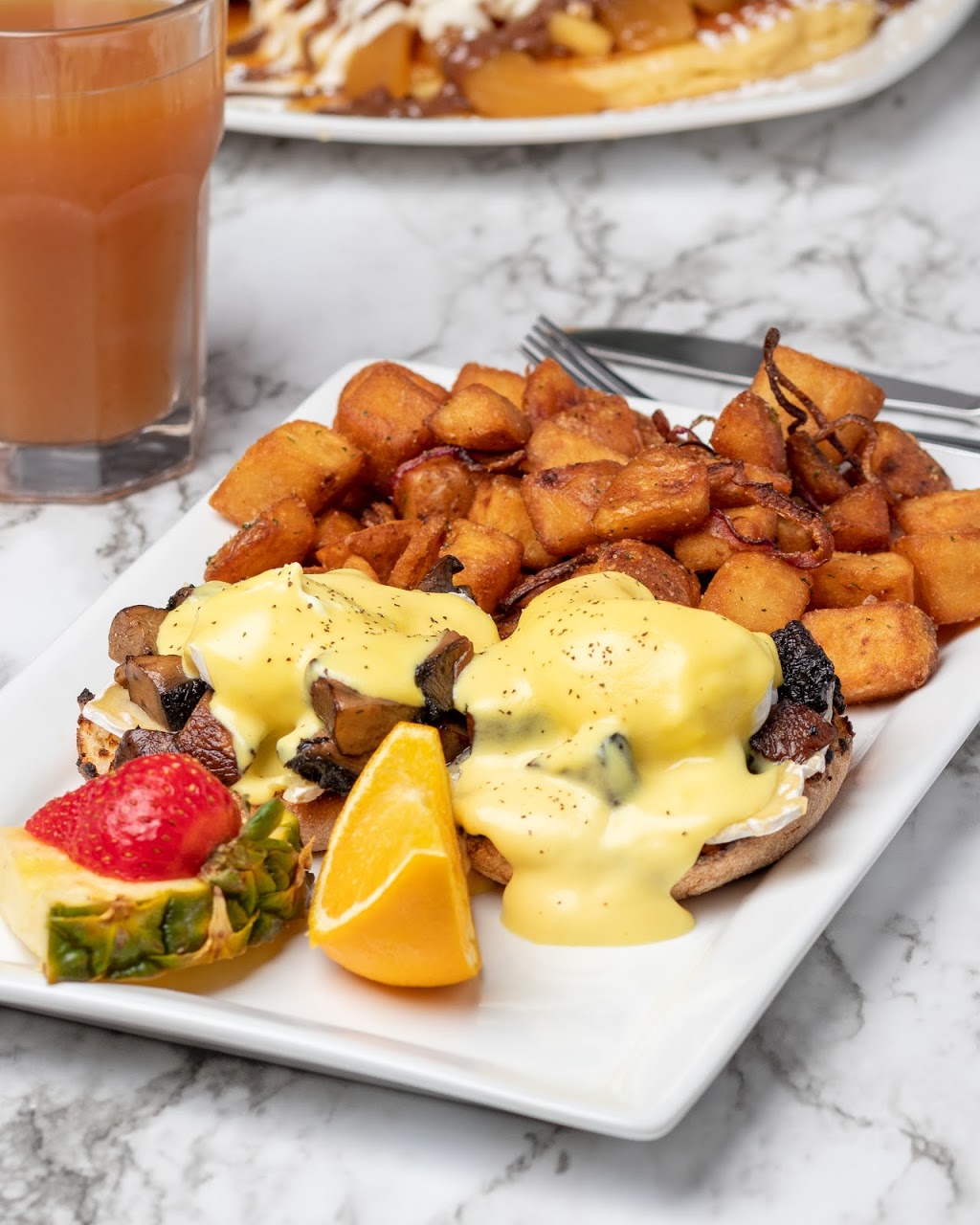 Pür & Simple | 350 Dundas St E, Oakville, ON L6H 6Z9, Canada | Phone: (289) 725-1024