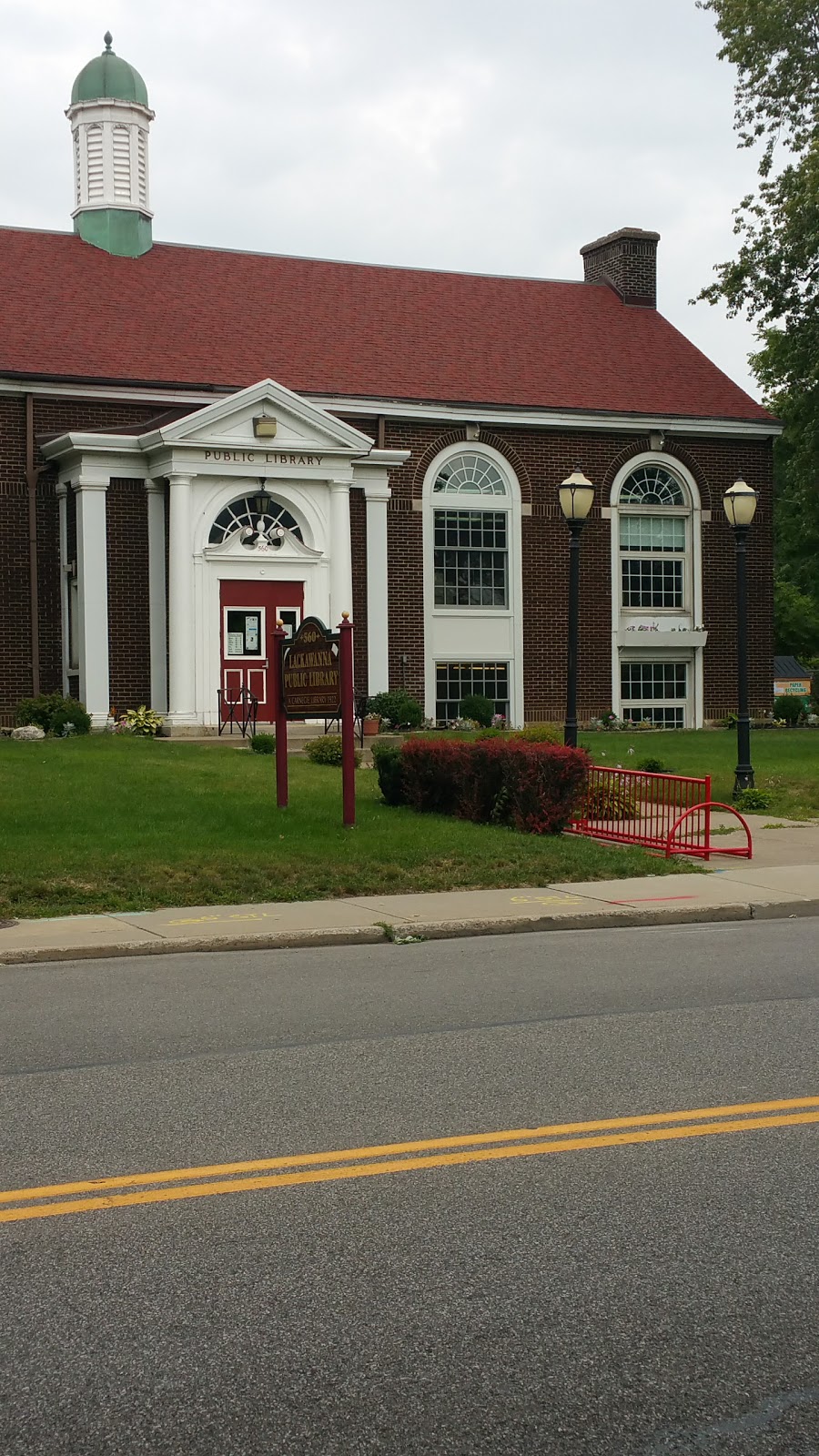 Lackawanna Public Library | 560 Ridge Rd, Buffalo, NY 14218, USA | Phone: (716) 823-0630