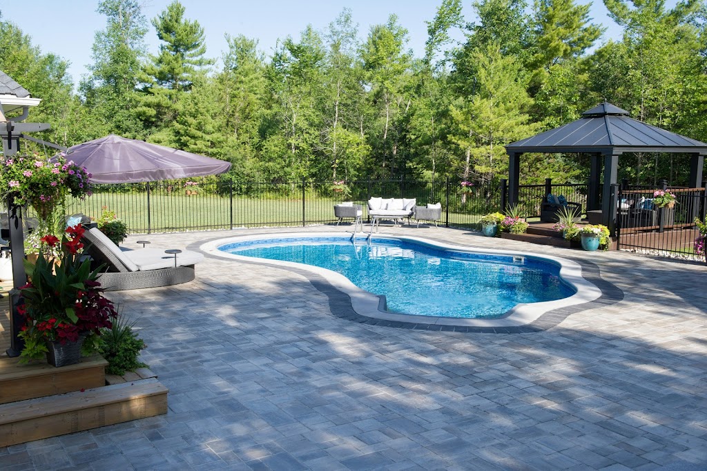 St. Lawrence Pools Patio Furniture Belleville | 40 Hanna Ct, Belleville, ON K8P 5J2, Canada | Phone: (613) 962-2545