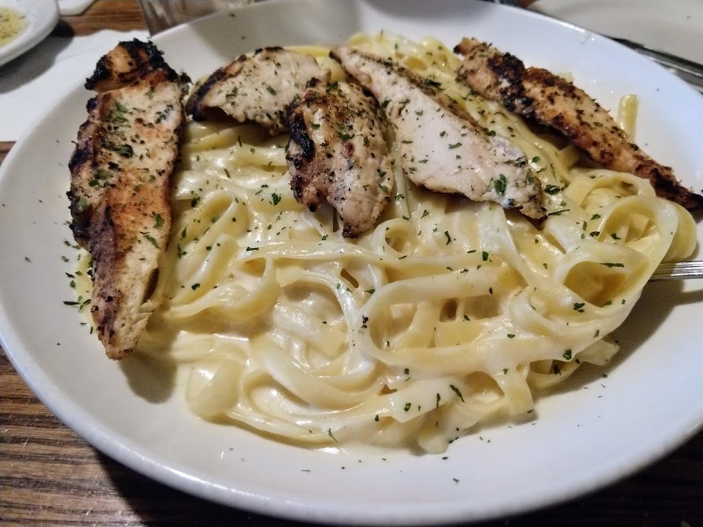 Pasquales | 6824 Erie Rd, Derby, NY 14047, USA | Phone: (716) 947-9171