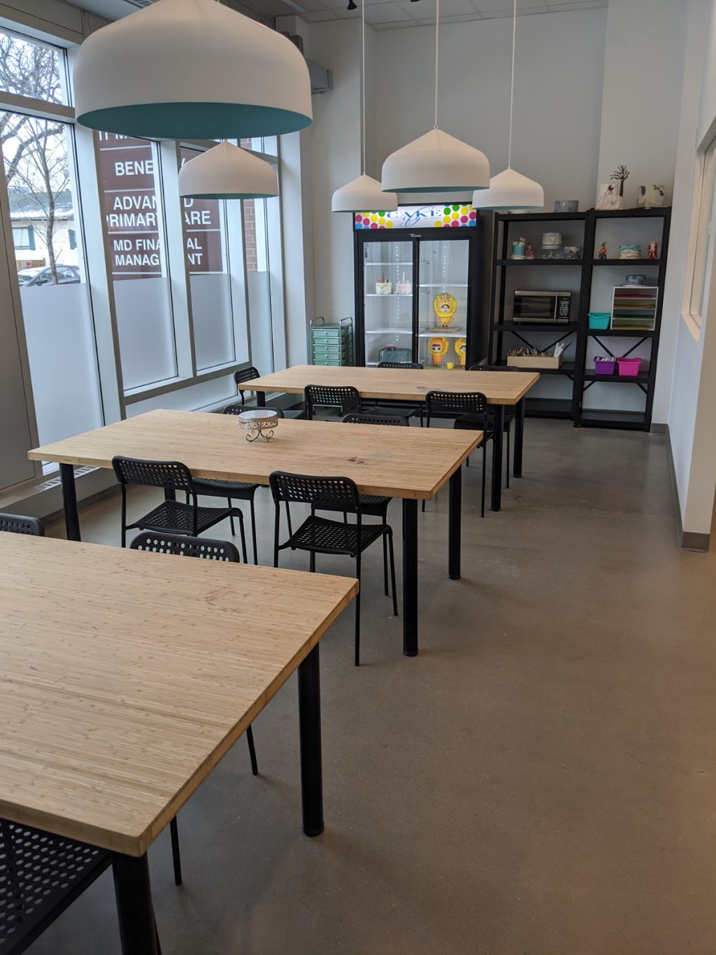 Cakeify Studio | 607 Meredith Rd NE, Calgary, AB T2E 2W5, Canada | Phone: (403) 454-7885