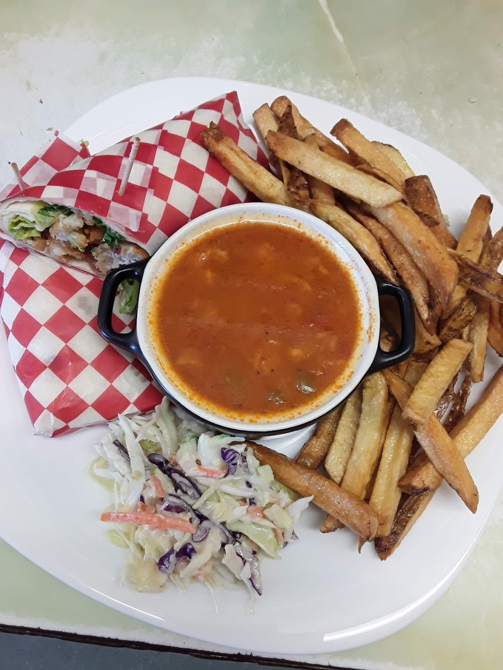 Buds & Suds Carwash & Grill | 1105 Athabasca St E, Moose Jaw, SK S6H 0N4, Canada | Phone: (306) 694-5050