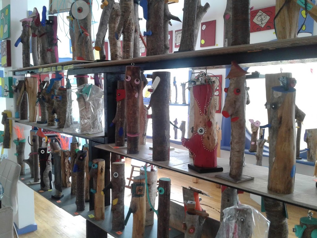 Fol Galerie & Jardin Fou | 1186 Route de la Seigneurie, Saint-Roch-des-Aulnaies, QC G0R 4E0, Canada | Phone: (418) 354-2856