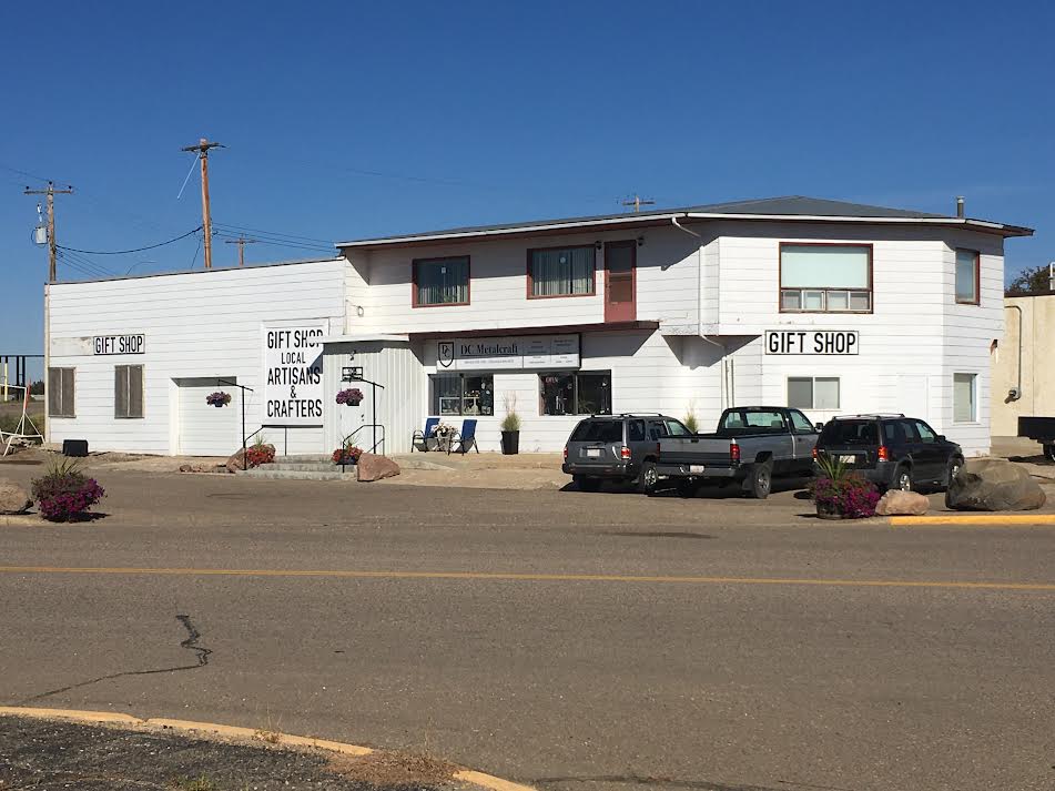 The Gift Shop | 105 Main St NW, Milk River, AB T0K 1M0, Canada | Phone: (403) 328-1030