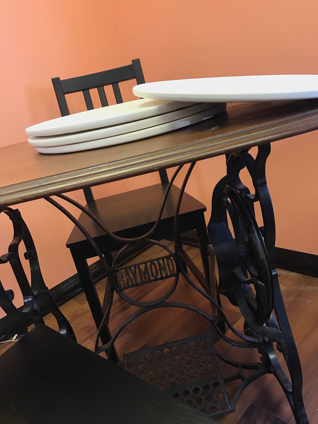 Maggies Mudroom | 63 Arthur St S Unit #2, Elmira, ON N3B 2M6, Canada | Phone: (519) 210-0066