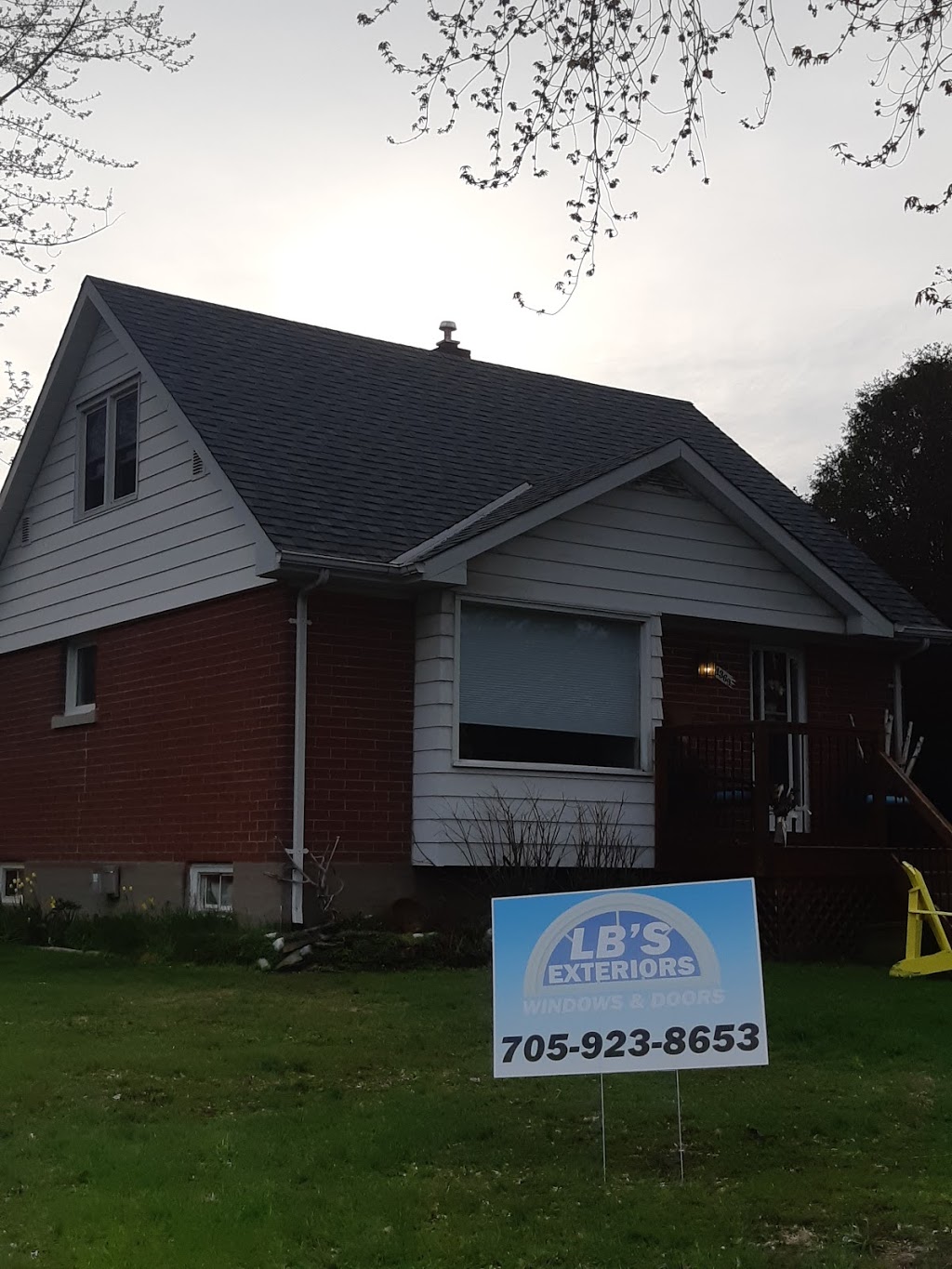 LB Exteriors - Windows & Doors | 2335 Lasalle Blvd Unit C, Greater Sudbury, ON P3A 2A9, Canada | Phone: (705) 806-1614