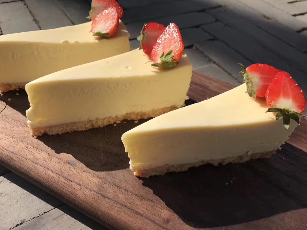 Sweet Bakery & Coffee House | 2445 Broad St, Regina, SK S4P 1Y9, Canada | Phone: (306) 596-7770