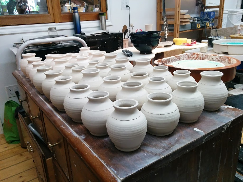 Michael Giles Pottery | 1490 Fisher Rd, Cobble Hill, BC V0R 1L0, Canada | Phone: (250) 929-5565