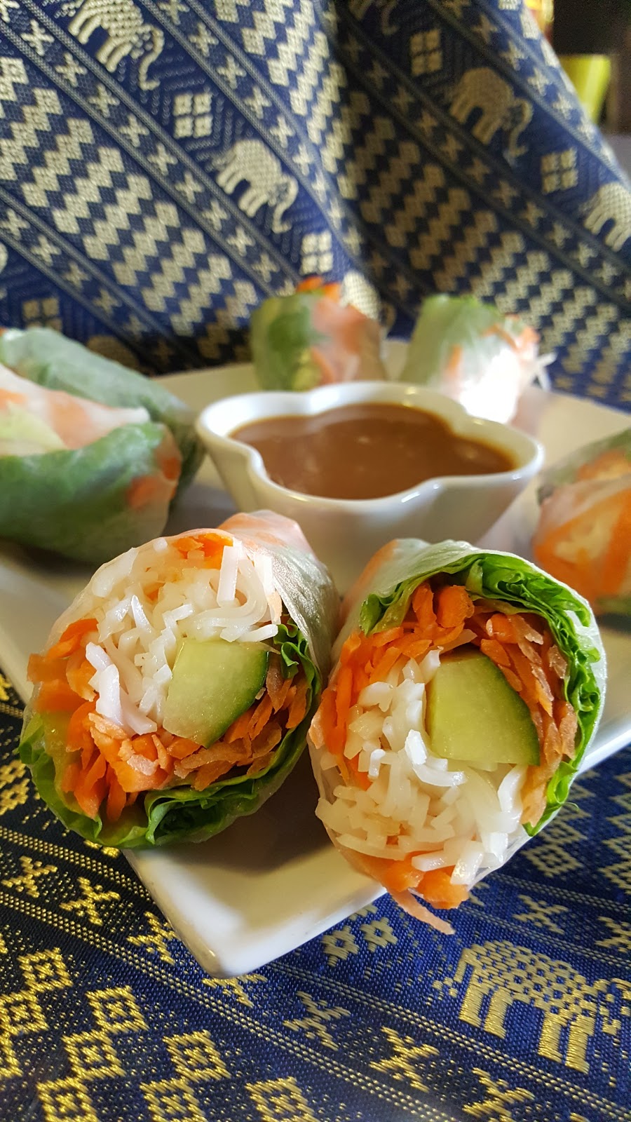 Mount Brydges Lotus Thai Restaurant | 22527 Adelaide Rd, Mount Brydges, ON N0L 1W0, Canada | Phone: (519) 852-9424