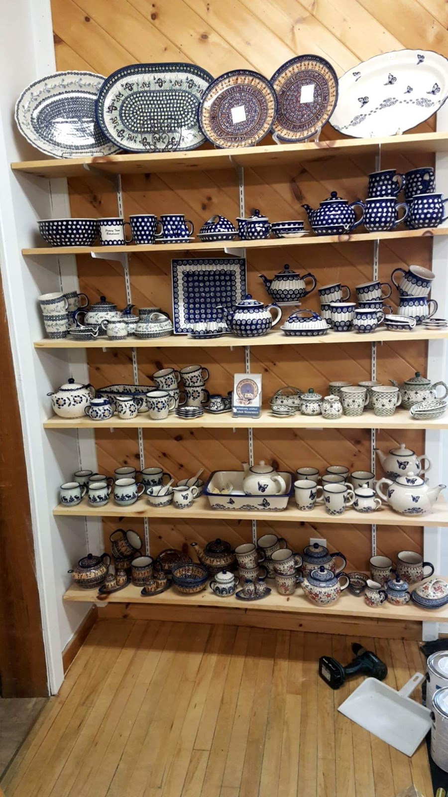 Gift It Gray | 19492 Opeongo Line, Barrys Bay, ON K0J 1B0, Canada | Phone: (613) 756-1832