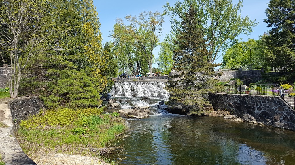 Parc des Moulins | 8191 Avenue du Zoo, Québec, QC G1G 6T8, Canada | Phone: (418) 528-0773