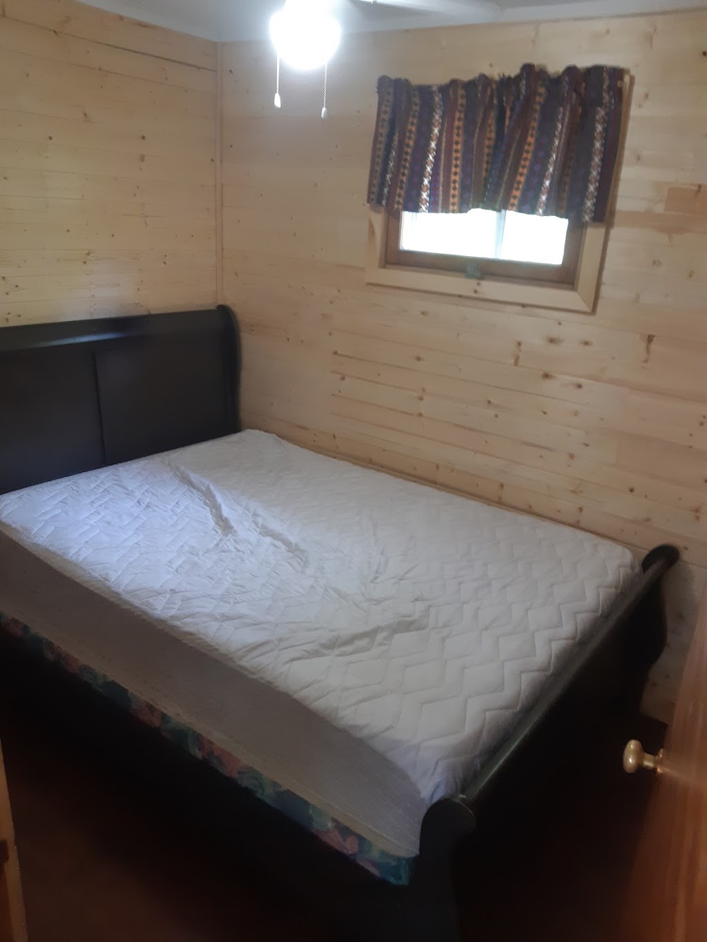 Wasaga Beach Rentals - The Biermans Cottage Company | 64 20th St N, Wasaga Beach, ON L9Z 2H2, Canada | Phone: (519) 270-1183