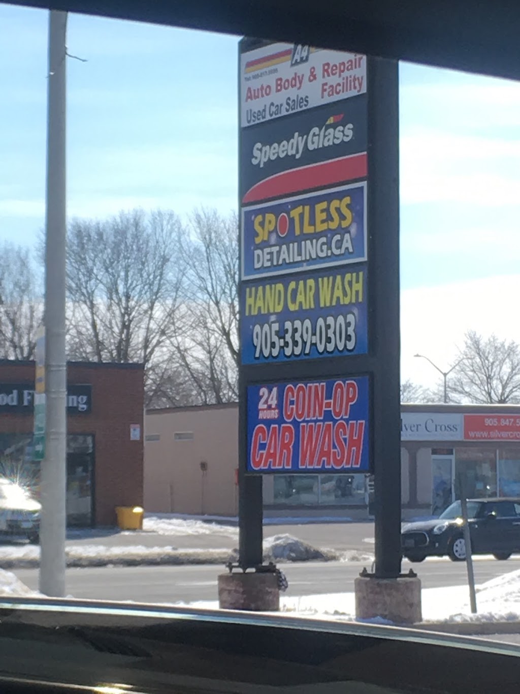 Coin op car wash | 291 Speers Rd, Oakville, ON L6K 2G1, Canada | Phone: (905) 845-7780