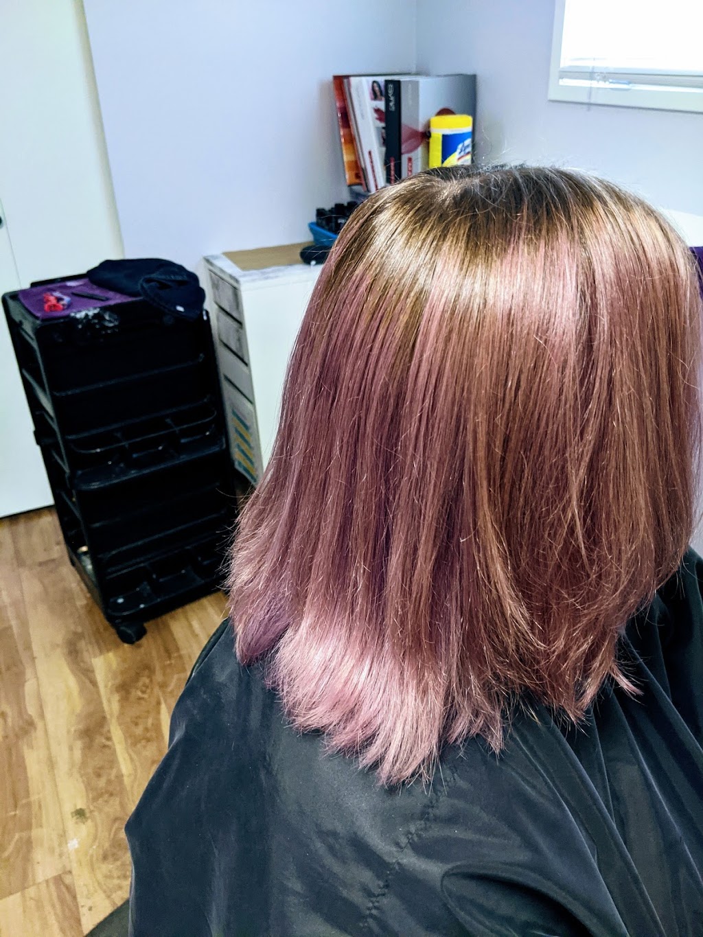 Megans Hairstyling | Hair Salon, 1127 Reynolds Rd, Victoria, BC V8P 2K5, Canada | Phone: (250) 580-7864