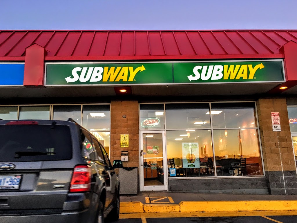 subway-295-wellington-st-unit-7-bracebridge-on-p1l-1p3-canada