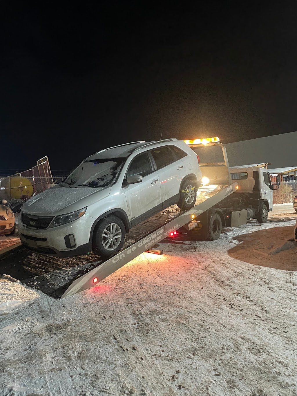 The Quick Towing Company LTD | 789 Fairways Green NW, Airdrie, AB T4B 3E7, Canada | Phone: (403) 669-3608