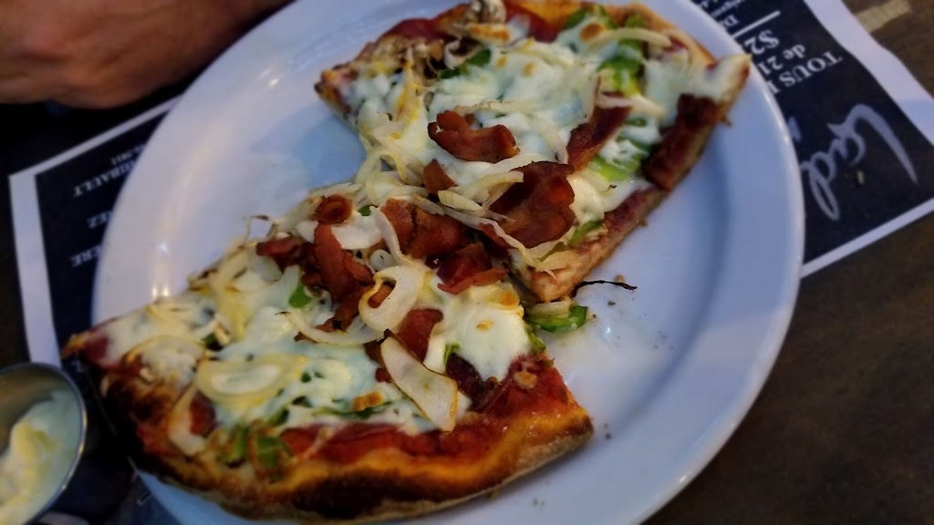 Resto-Bar Trevi | 800 Rue de lÉglise, Verdun, QC H4G 2N2, Canada | Phone: (514) 768-6696