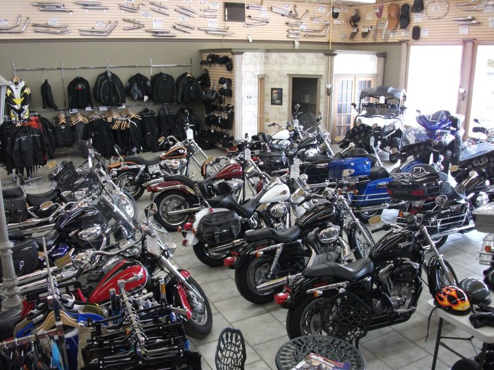 Motos Pièces | 933 Boulevard Frontenac O, Thetford Mines, QC G6G 6K5, Canada | Phone: (418) 338-5855