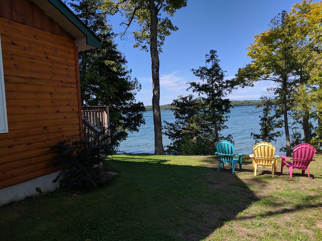 Sunset Bay Resort | 387 Lakeshore Rd, Kagawong, ON P0P 1J0, Canada | Phone: (705) 282-3100
