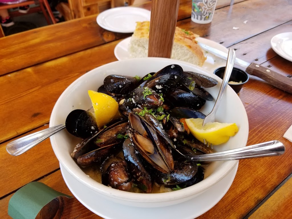 Marine City Fish Company | 240 S Water St, Marine City, MI 48039, USA | Phone: (810) 765-5477