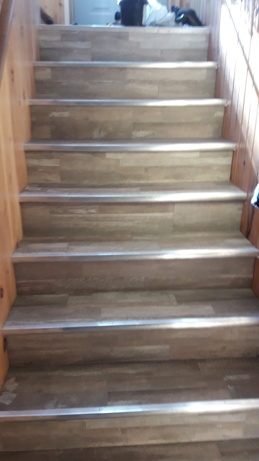 Underfoot Flooring | 128 Victoria St E, Amherst, NS B4H 1Y1, Canada | Phone: (902) 667-3668