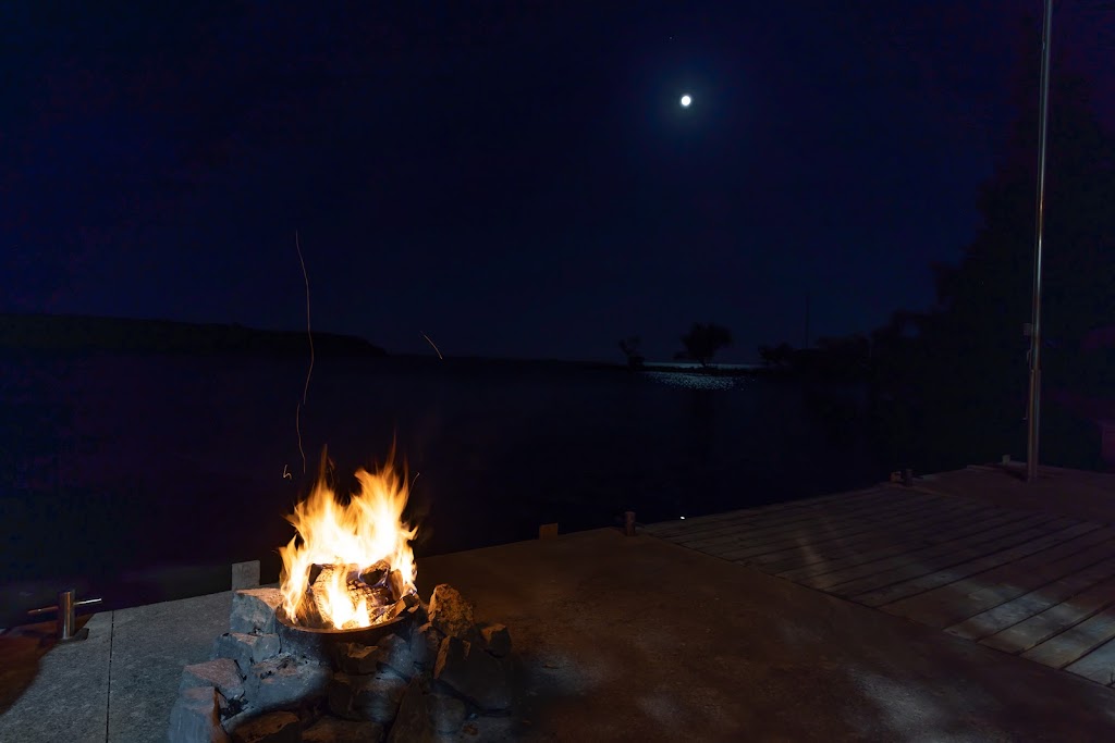 Kingston Lakehouse | 4354 Bath Rd, Kingston, ON K7M 4Y7, Canada | Phone: (905) 232-8500