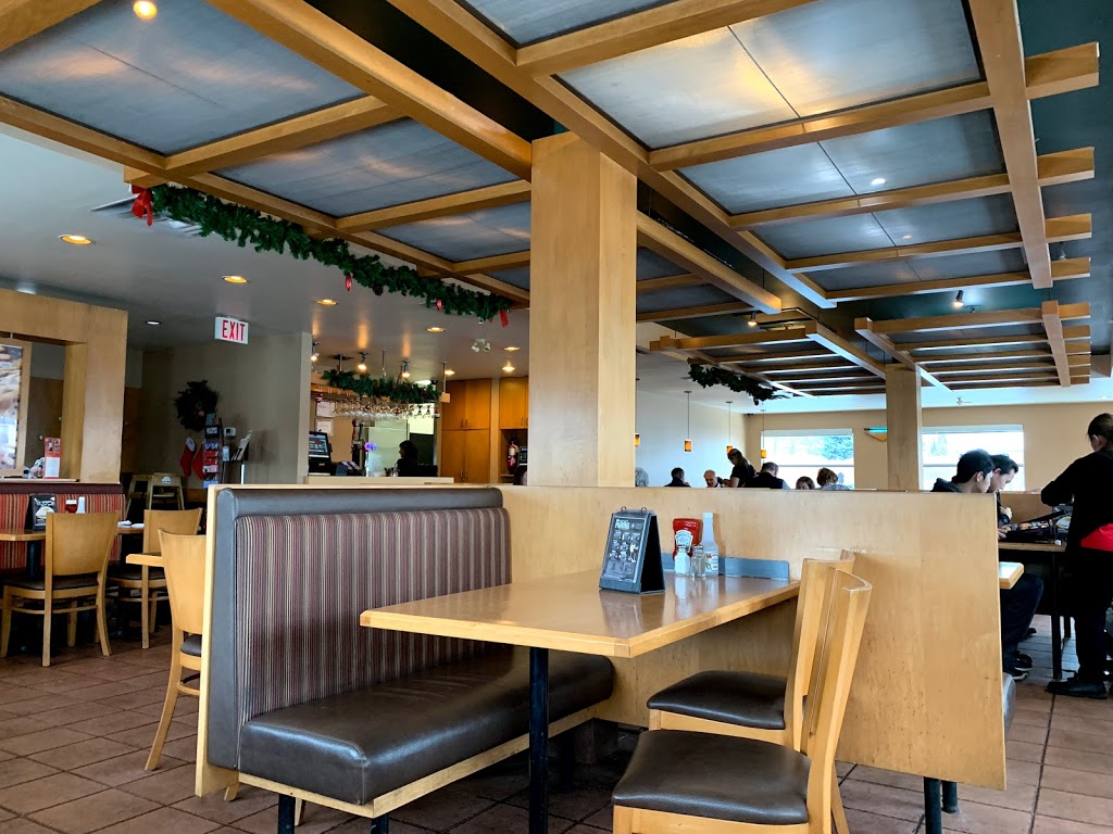 Swiss Chalet Rotisserie & Grill | 92 Fanshawe Park Rd E, London, ON N5X 4C5, Canada | Phone: (519) 672-0968