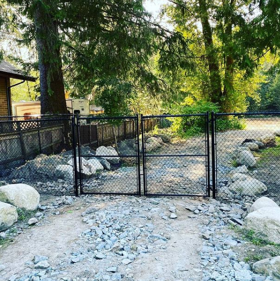 F S Dhaliwal Fencing Ltd. | 3075 Trethewey St, Abbotsford, BC V2T 3R4, Canada | Phone: (778) 251-3708