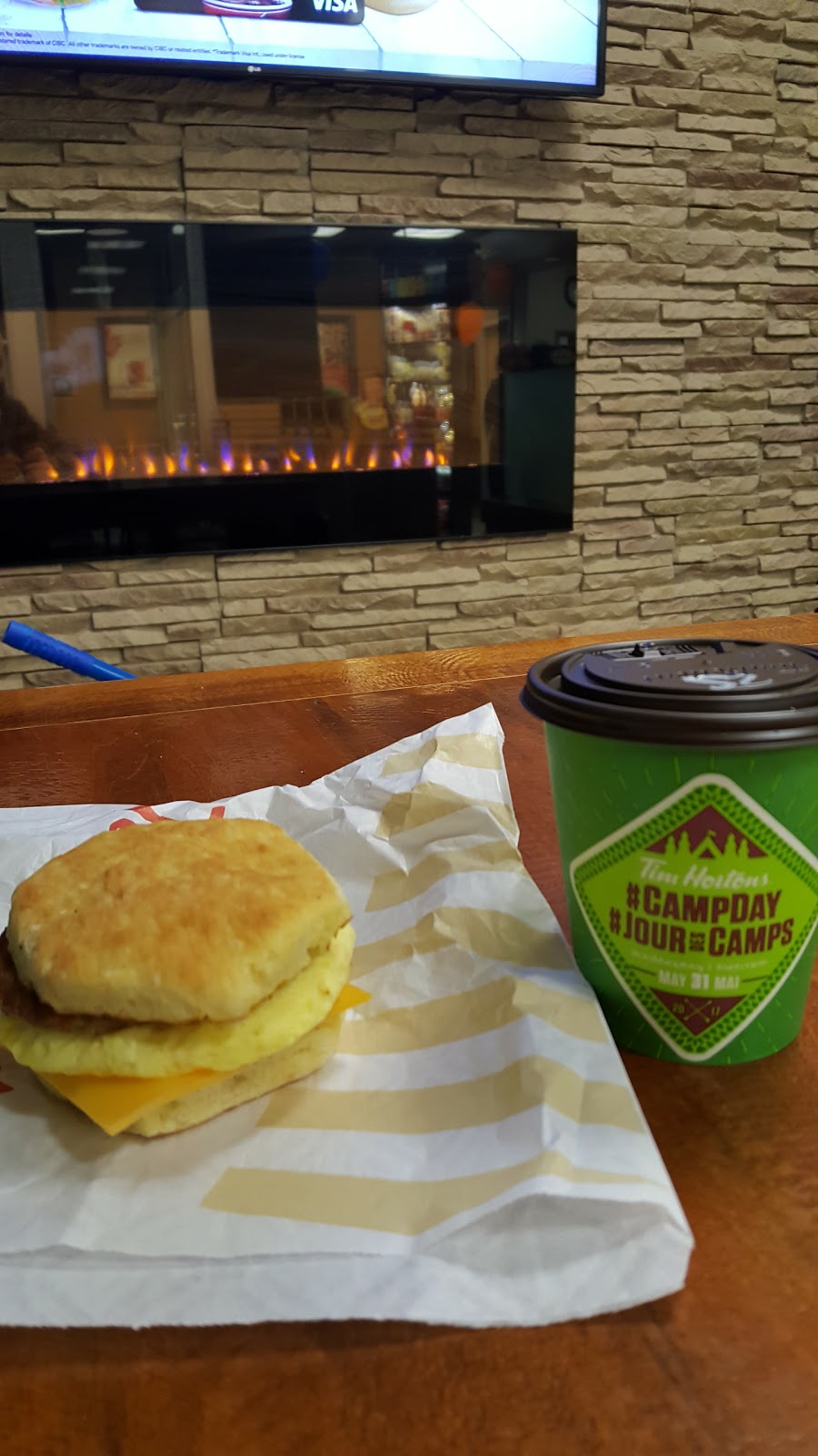 Tim Hortons | 4949 Barlow Trail SE #2, Calgary, AB T2B 3B5, Canada | Phone: (403) 235-3460