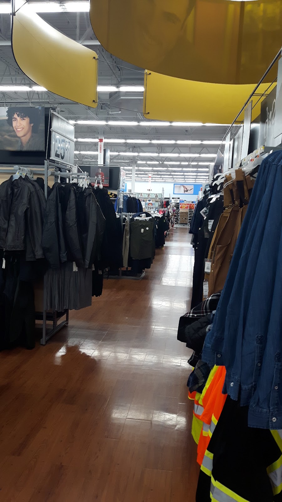 Walmart Vaughan Supercentre | 1900 Major MacKenzie Dr W, Maple, ON L6A 4R9, Canada | Phone: (905) 417-3766