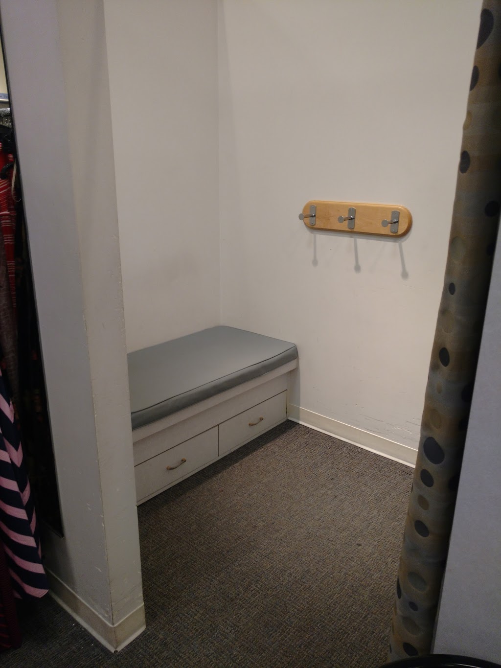 Motherhood Maternity Outlet | 261055 Crossiron Mills, Rocky View No. 44, AB T4A 0G3, Canada | Phone: (403) 274-4133