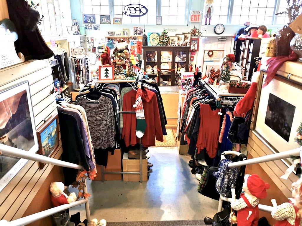Thrift Store at Richmond Family Place | 8660 Ash St, Richmond, BC V6Y 2S3, Canada | Phone: (604) 278-4336