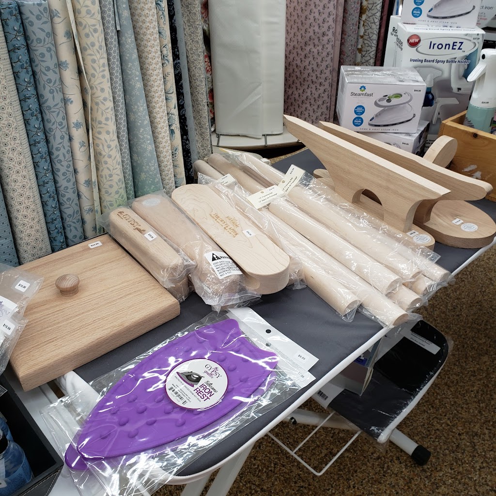 Along Came Quilting | 6432 1a St SW, Calgary, AB T2H 0G6, Canada | Phone: (403) 253-4419
