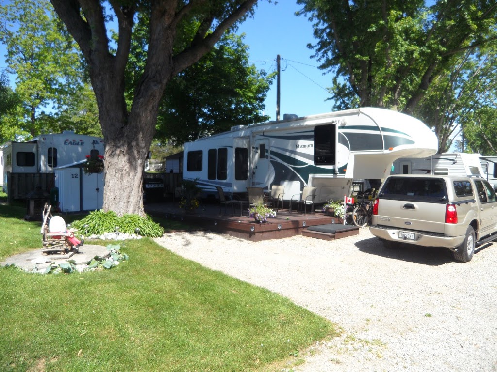 Green Haven Trailer Sales & Park | 52 Ontario St N, Grand Bend, ON N0M 1T0, Canada | Phone: (519) 238-7275