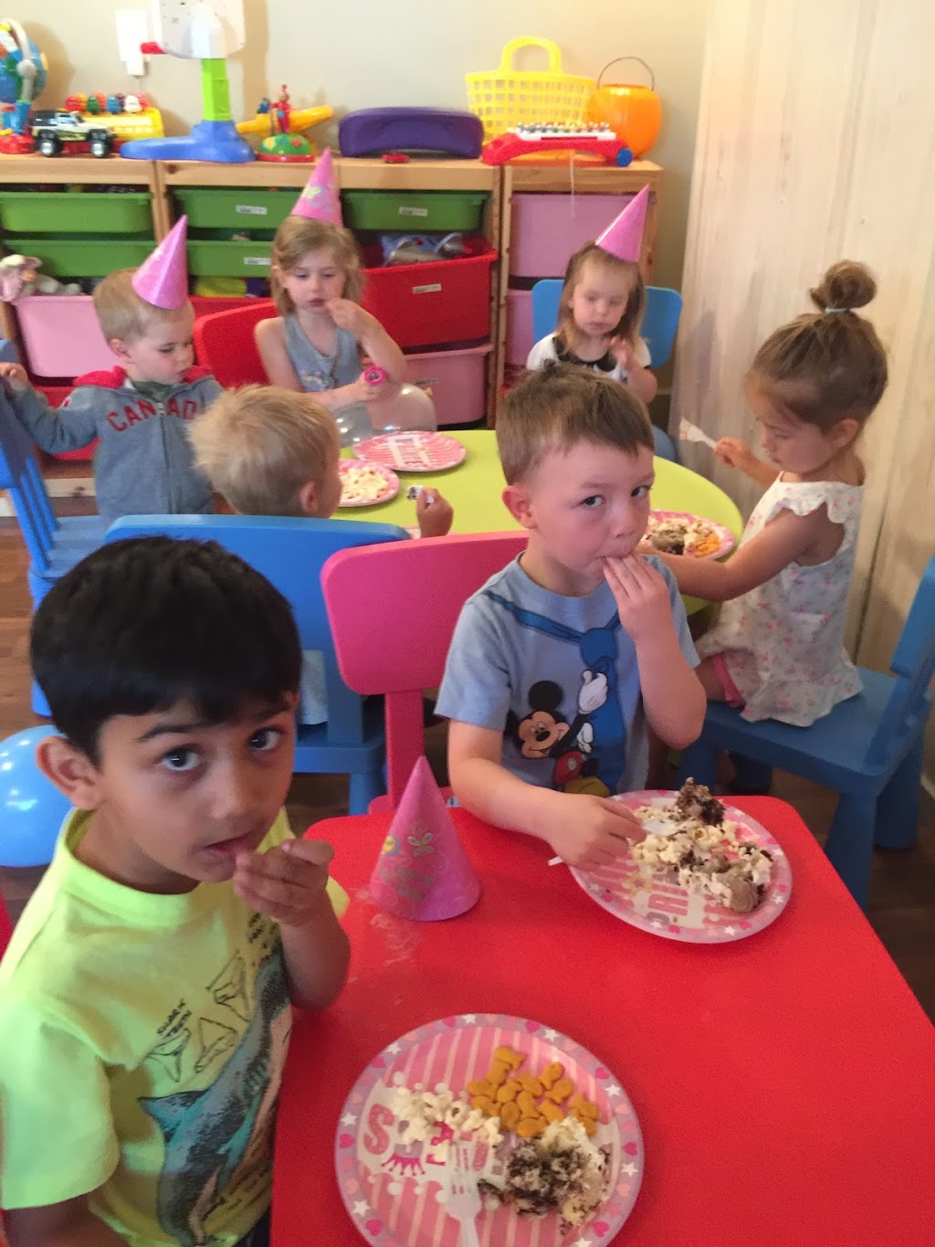 Asma Family Daycare Centre | 43 Volk Pl, Red Deer, AB T4R 0E1, Canada | Phone: (403) 596-3899