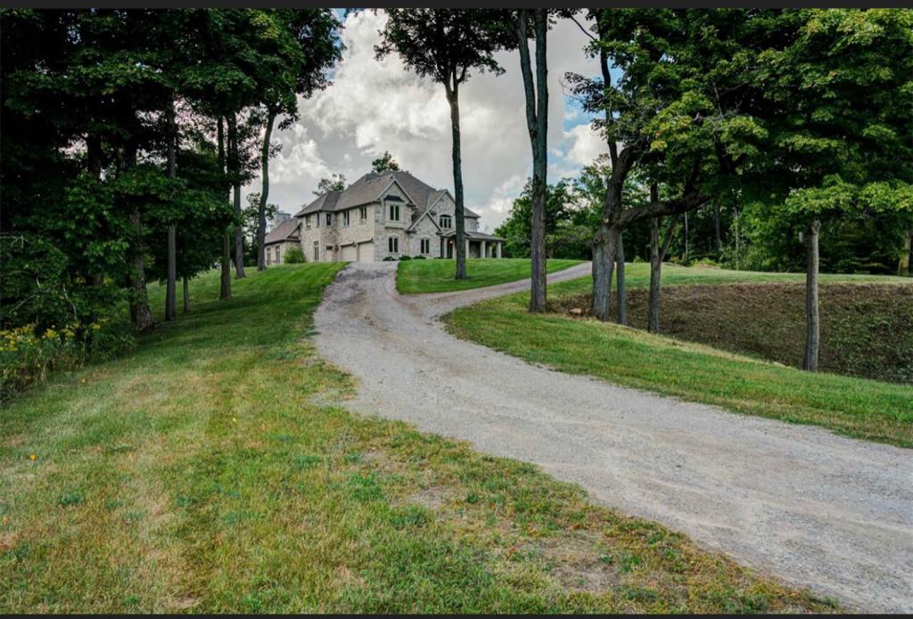 High Hill fields | 5471 Trafalgar Rd, Erin, ON N0B 1Z0, Canada | Phone: (431) 999-0621