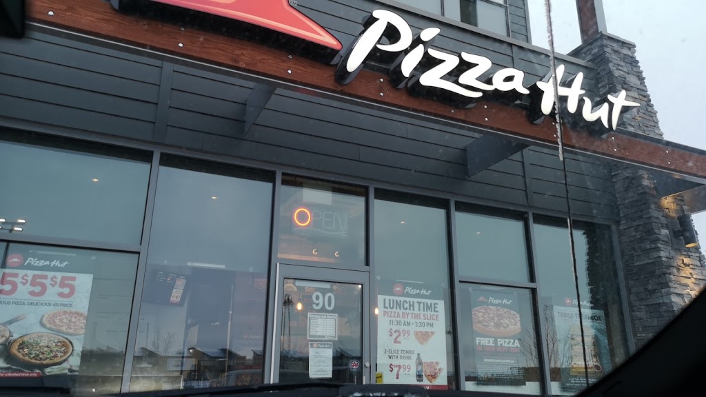 Pizza Hut | 90-3211 Preston Ave S, Saskatoon, SK S7T 1C9, Canada | Phone: (306) 668-3590