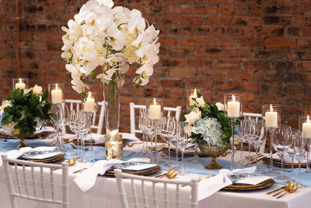 Country Chic Wedding Designs | 1428 Ranch Rd, Carstairs, AB T0M 0N0, Canada | Phone: (587) 999-1290