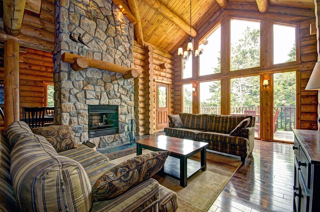 Chalets Chinook Tremblant - Chinook 1 - Chalet à Louer (Lac aux bleuets) | 1020 Chemin des Pionniers, Labelle, QC J0T 1H0, Canada | Phone: (514) 247-9634
