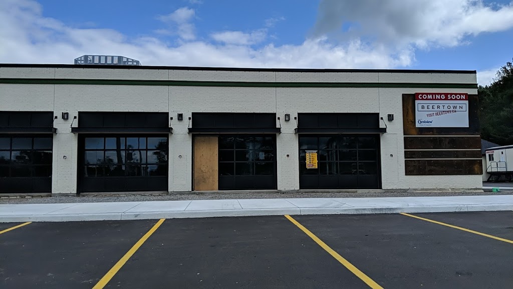Beertown Public House Barrie | 12 Fairview Rd, Barrie, ON L4N 4P3, Canada | Phone: (705) 999-0212