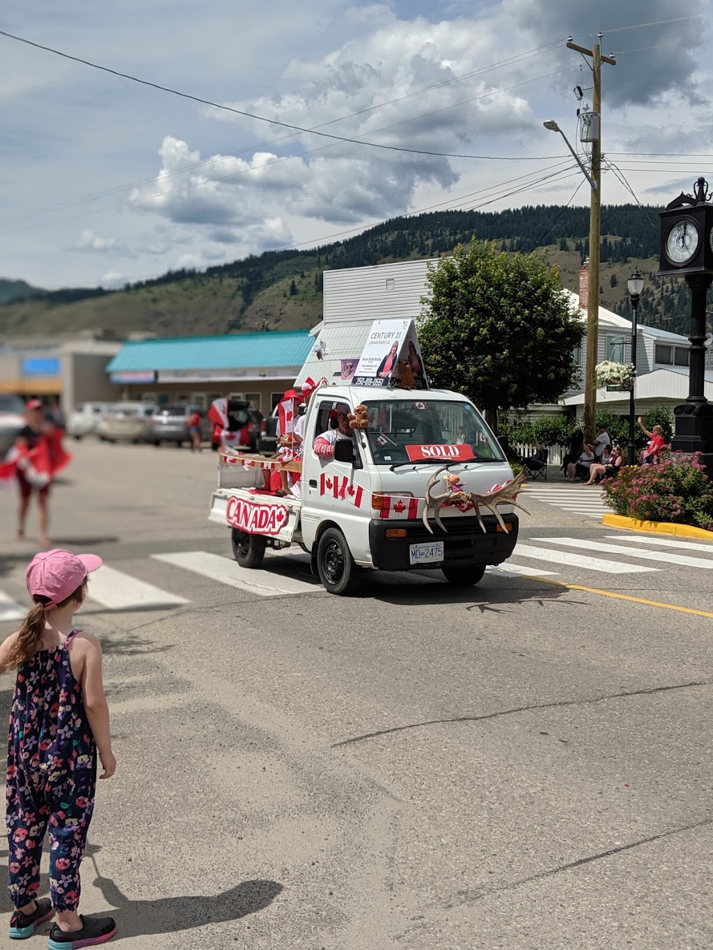 Mountain View Cafe | 833 Shuswap Ave, Chase, BC V0E 1M0, Canada | Phone: (250) 679-8921