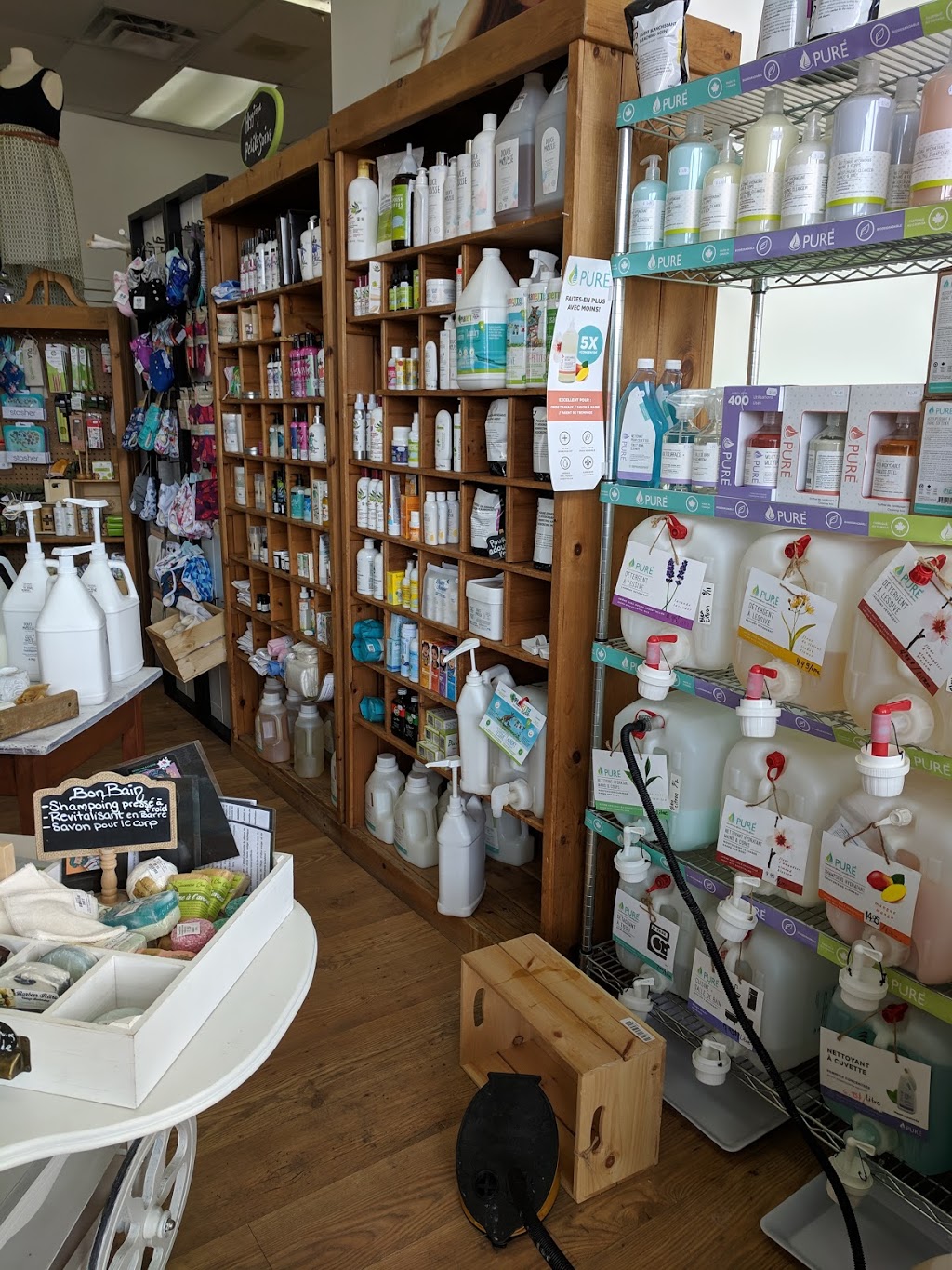 Boutique Bleu Citron | 899C Boulevard Curé-Labelle, Blainville, QC J7C 2L3, Canada | Phone: (450) 437-3686