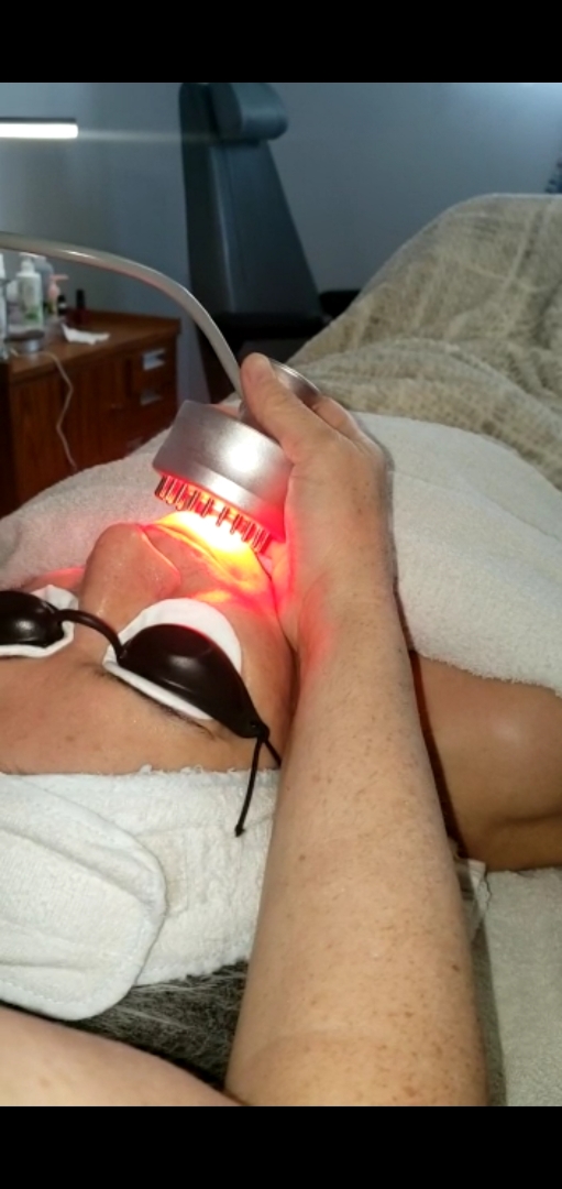 Shereens Beauty Spa | 292 Toll Gate Blvd, Waterloo, ON N2L 4M4, Canada | Phone: (519) 721-3111