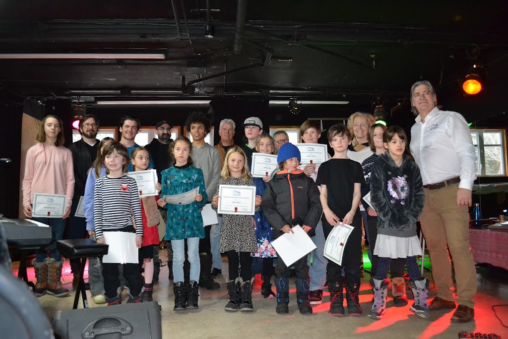 School Of Music Lessence Musicale | 1185 Chem. Brunet, Sainte-Agathe-des-Monts, QC J8C 0R9, Canada | Phone: (819) 321-0109