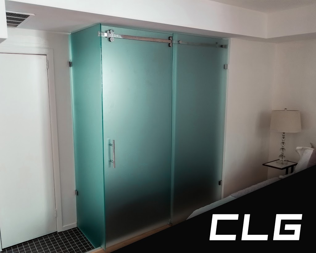 Crystal Lake Glass | 140 Elm Ridge Dr, Toronto, ON M6B 1B1, Canada | Phone: (647) 870-5151