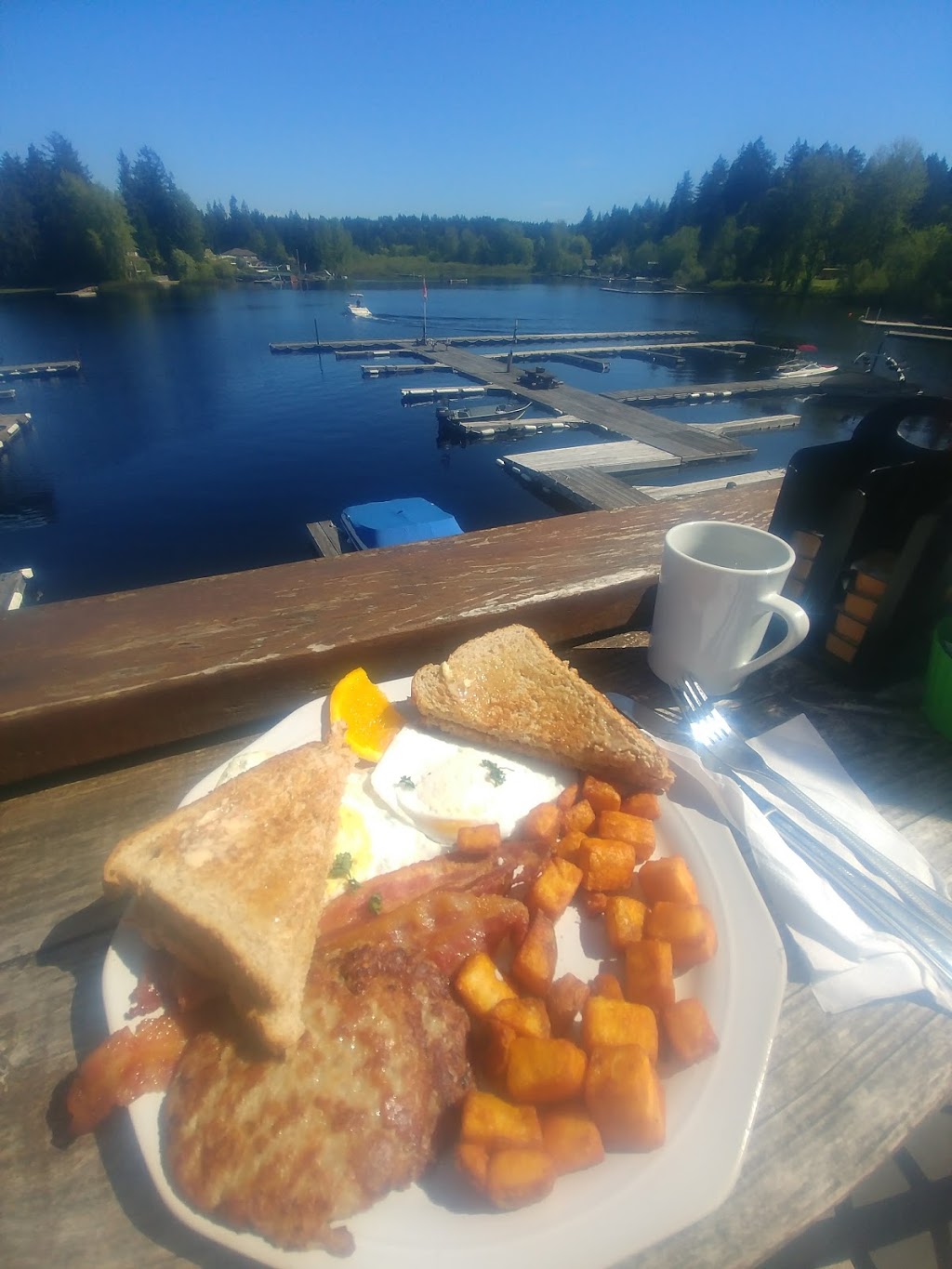 The Galley Grill | 2346 Shawnigan Lake Rd, Cobble Hill, BC V0R 1L5, Canada | Phone: (250) 896-1364