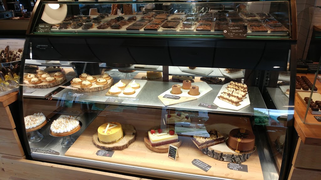 Peccadille - Pâtisserie Chocolaterie Café | 629 Rue Adoncour, Longueuil, QC J4G 2V1, Canada | Phone: (450) 646-5604