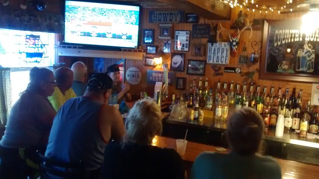 Country Roadhouse Inn | 2989 Ridge Rd, Ransomville, NY 14131, USA | Phone: (716) 791-4316