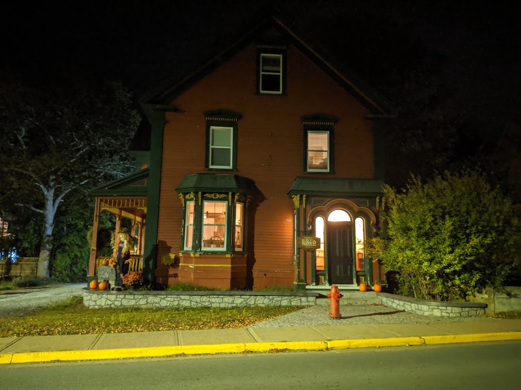 Circa 1860 Kitchen + Public House | 436 Main St, Mahone Bay, NS B0J 2E0, Canada | Phone: (902) 624-0036